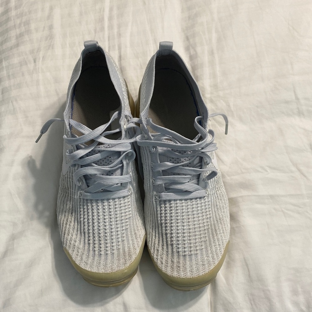 Nike VaporMax still in good condition just yellowing on the bubble